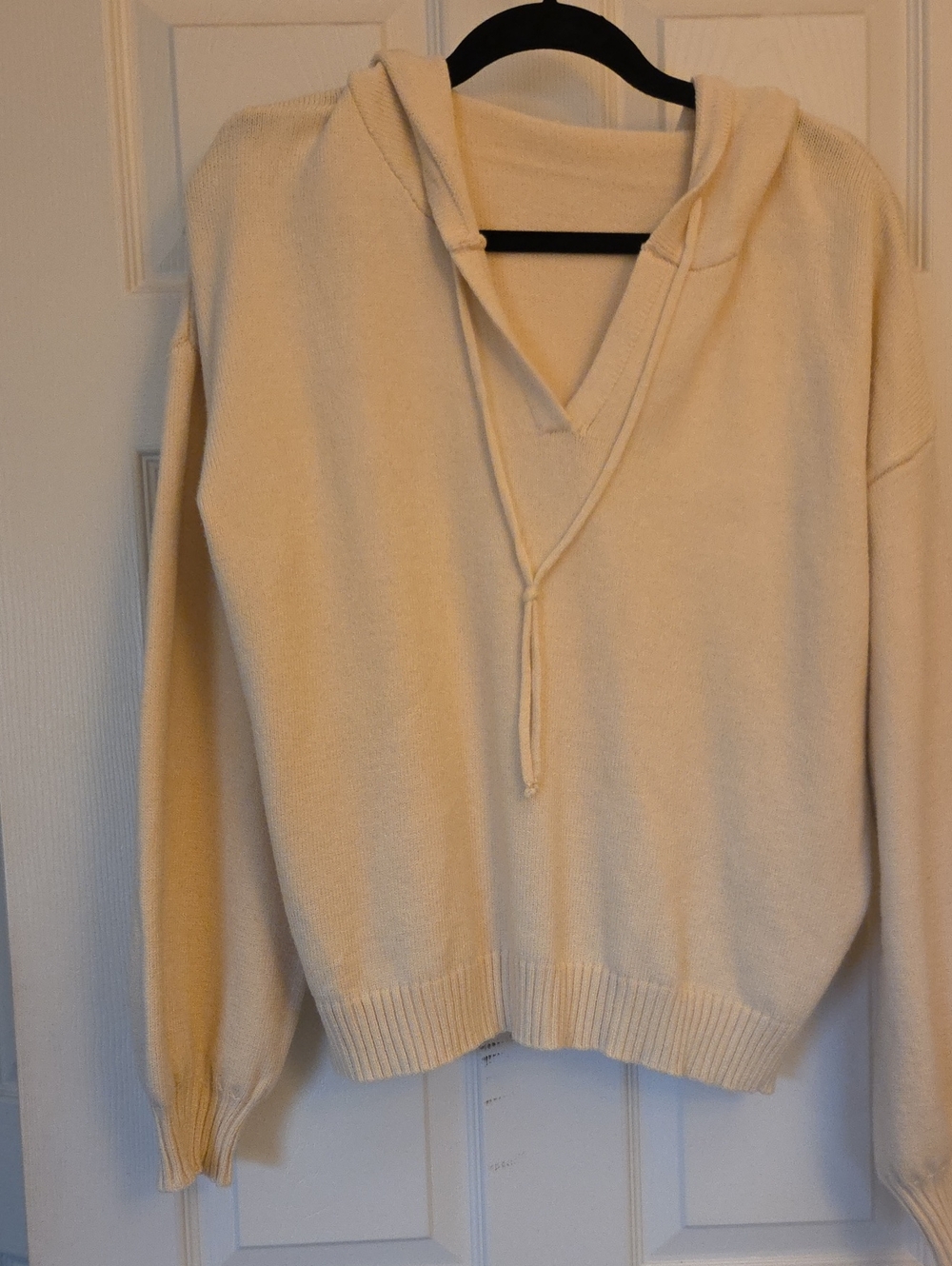 Butter Yellow V-Neck Hoodie Sweater - Women's Lightweight Pullover